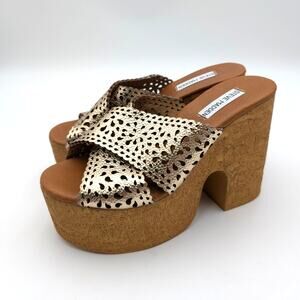 Steve Madden Saffron Platform Heel Sandal Women's Gold Leather Size US8 EU39